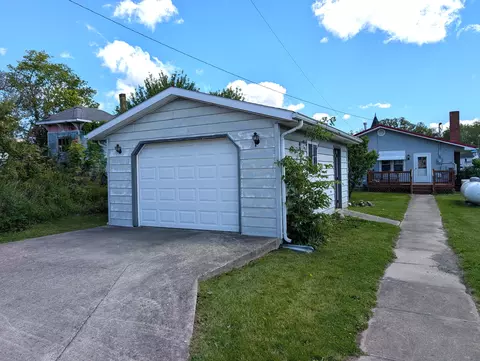 105 S Koke St, De Graff, OH 43318 photo 5