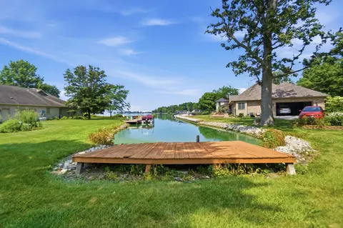 Exterior - 303 Harbor Dr, Celina, OH 45822 photo 10 of 19