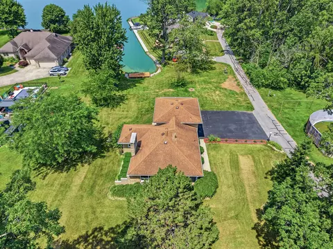 View/Area - 303 Harbor Dr, Celina, OH 45822 photo 2 of 4