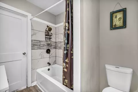 Bath - 708 Park St, Sidney, OH 45365 photo 3 of 3