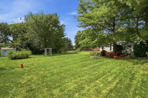 Exterior - 417 Lawnview Ave, Springfield, OH 45505 photo 11 of 12