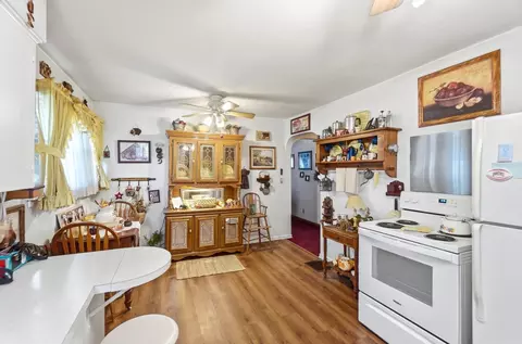 Kitchen - 417 Lawnview Ave, Springfield, OH 45505 photo 7 of 7