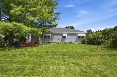 Exterior - 417 Lawnview Ave, Springfield, OH 45505 photo 4 of 12
