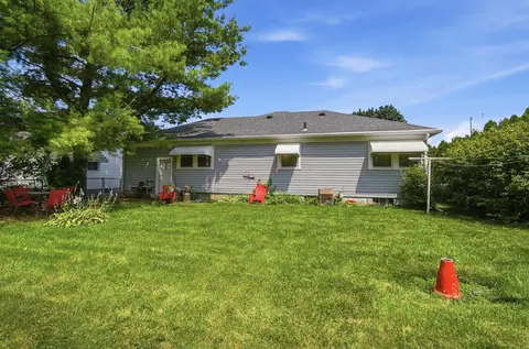 Exterior - 417 Lawnview Ave, Springfield, OH 45505 photo 5 of 12