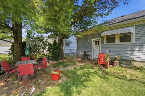 Exterior - 417 Lawnview Ave, Springfield, OH 45505 photo 7 of 12