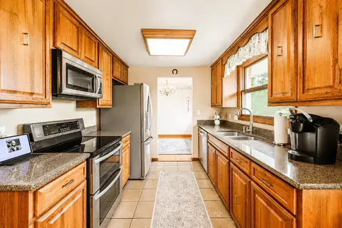 4428 Phoenix Dr, Springfield, OH 45503 photo 10