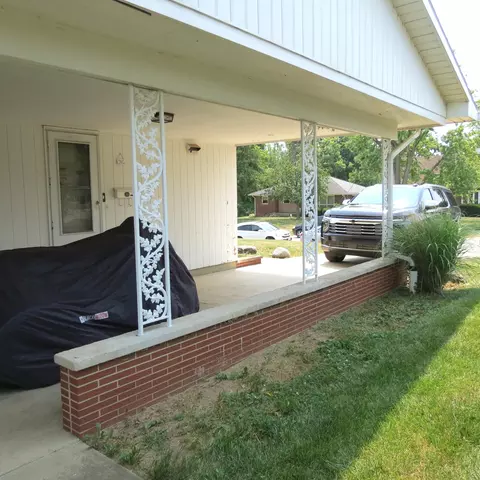 Exterior - 430 E Ruth St, Sidney, OH 45365 photo 2 of 5
