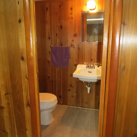 Bath - 430 E Ruth St, Sidney, OH 45365 photo 4 of 4