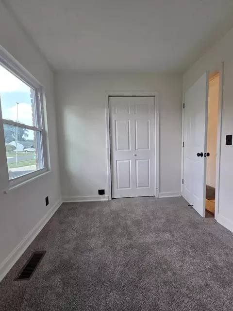3208 Tackett St, Springfield, OH 45503 photo 10