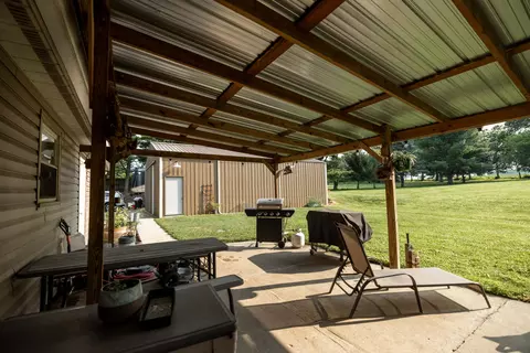 Exterior - 2630 Shrine Rd, Springfield, OH 45502 photo 3 of 3
