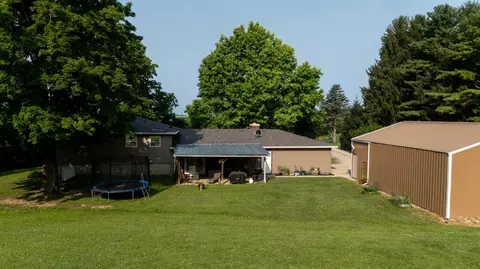 Exterior - 2630 Shrine Rd, Springfield, OH 45502 photo 2 of 3