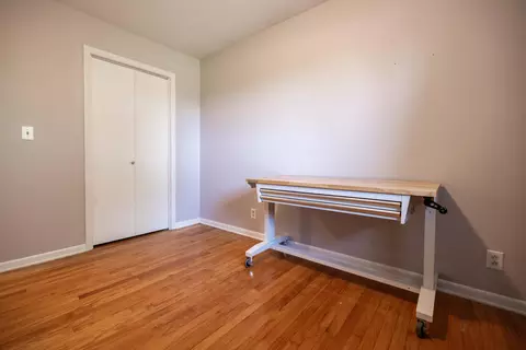 Bedroom - 2630 Shrine Rd, Springfield, OH 45502 photo 7 of 11