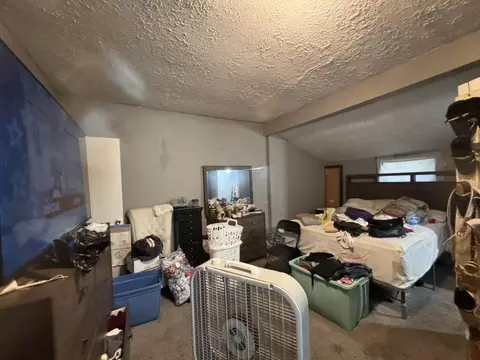 Bedroom - 1024 Elder St, Springfield, OH 45505 photo 1 of 3
