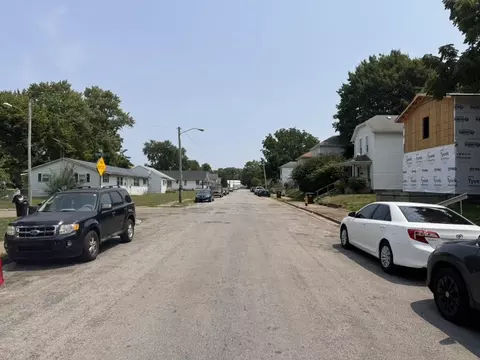 Exterior - 1024 Elder St, Springfield, OH 45505 photo 3 of 9