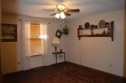 Bedroom - 4290 Midfield St, Springfield, OH 45503 photo 5 of 5