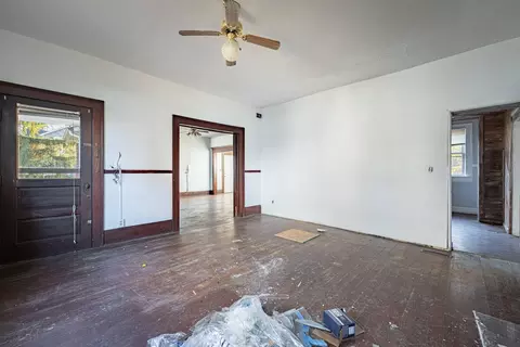 Living - 24 Bill Edwards Dr, Springfield, OH 45504 photo 6 of 7