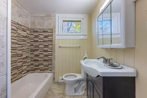 Bath - 24 Bill Edwards Dr, Springfield, OH 45504 photo 1 of 2