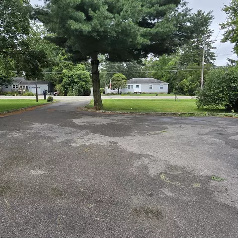 Exterior - 5944 Troy Rd, Springfield, OH 45502 photo 3 of 7
