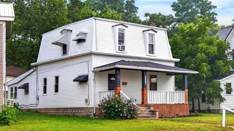 320 Garfield Ave, Bellefontaine, OH 43311