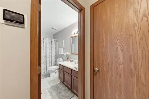 1045 Bradford Dr, Springfield, OH 45503 photo 17