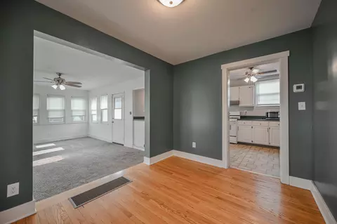 Entry Way - 1824 Warder St, Springfield, OH 45503 photo 1 of 4