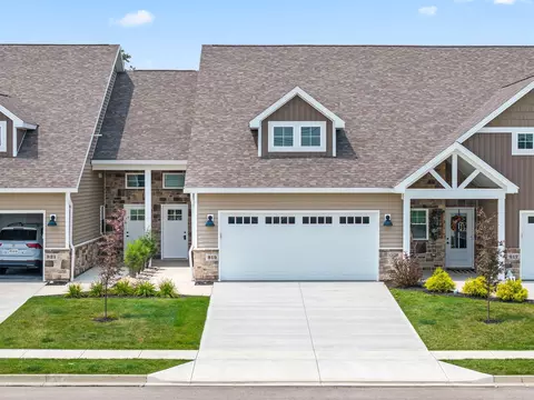 819 Brookwood Cir, Tipp City, OH 45371