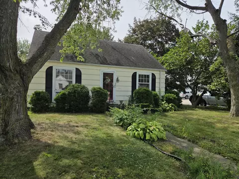 Exterior - 301 S Brandon Ave, Celina, OH 45822 photo 5 of 5