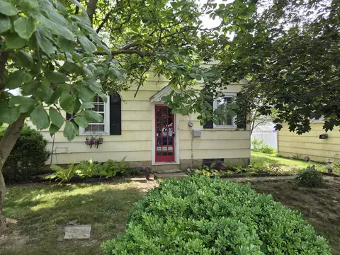 Exterior - 301 S Brandon Ave, Celina, OH 45822 photo 2 of 5