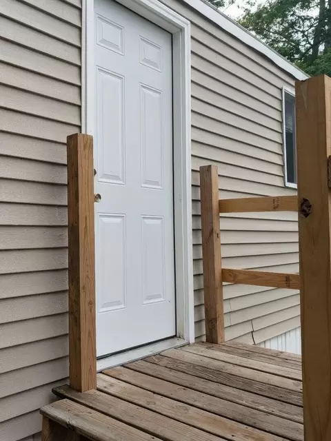 302 Mobile St, Springfield, OH 45503 photo 3