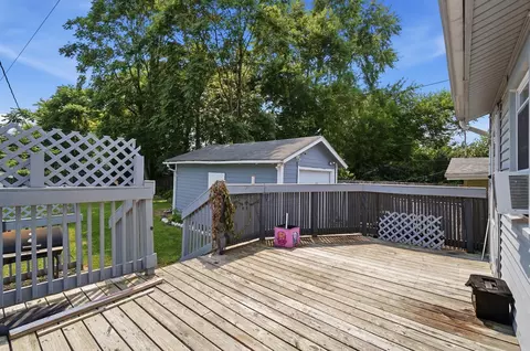 Exterior - 913 Rice St, Springfield, OH 45505 photo 9 of 15
