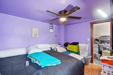 Bedroom - 913 Rice St, Springfield, OH 45505 photo 4 of 9