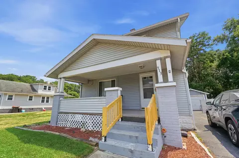 Exterior - 913 Rice St, Springfield, OH 45505 photo 2 of 15