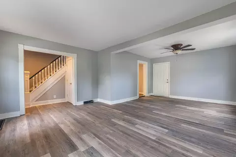 Living - 620 E Cecil St, Springfield, OH 45503 photo 2 of 6