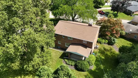 View/Area - 2727 Wellsford Ln, Springfield, OH 45503 photo 9 of 9