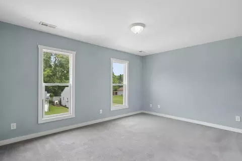 Bedroom - 918 Elder St, Springfield, OH 45505 photo 3 of 7