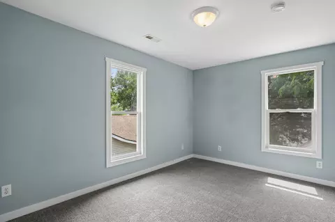 Bedroom - 918 Elder St, Springfield, OH 45505 photo 5 of 7