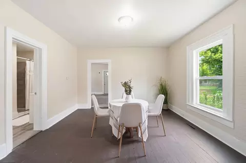 Dining - 967 James St, Springfield, OH 45503 photo 3 of 4