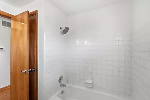 Bath - 4209 Helena Dr, Springfield, OH 45503 photo 3 of 3