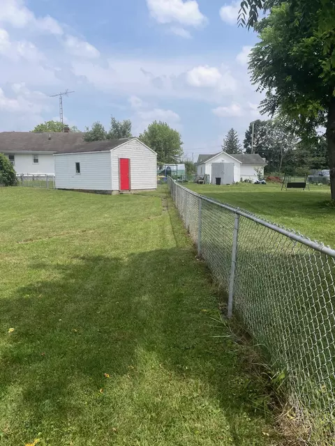 Exterior - 742 Montgomery Ave, Springfield, OH 45506 photo 3 of 3