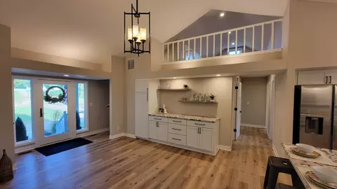 Entry Way - 9870 Springhill Degraff Rd, De Graff, OH 43318 photo 2 of 5