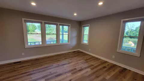 Living - 9870 Springhill Degraff Rd, De Graff, OH 43318 photo 3 of 4