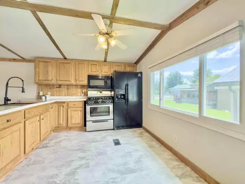 Kitchen - 11274 Oneida Path, Lakeview, OH 43331 photo 1 of 5