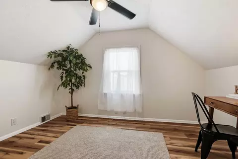 Other - 425 W Parkwood Ave, Springfield, OH 45506 photo 3 of 7