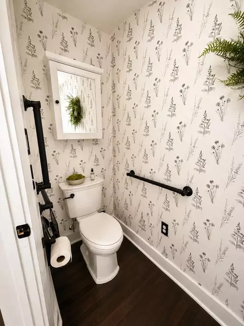 Bath - 601 Westchester Park Dr, Springfield, OH 45504 photo 12 of 13
