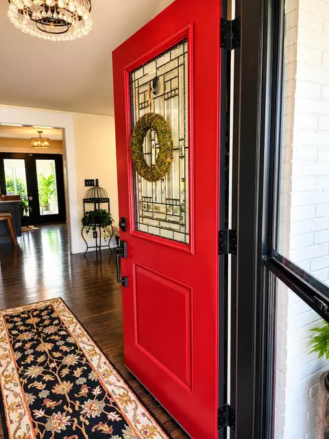 Entry Way - 601 Westchester Park Dr, Springfield, OH 45504 photo 1 of 11