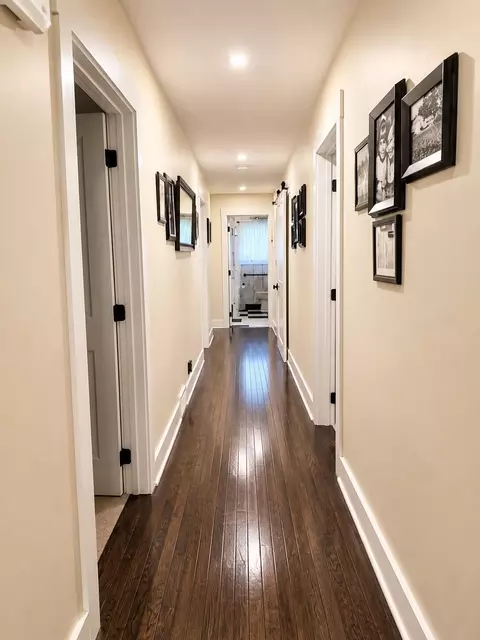 Entry Way - 601 Westchester Park Dr, Springfield, OH 45504 photo 6 of 11