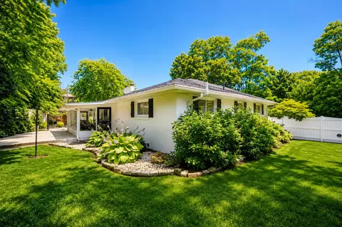 Exterior - 601 Westchester Park Dr, Springfield, OH 45504 photo 18 of 20
