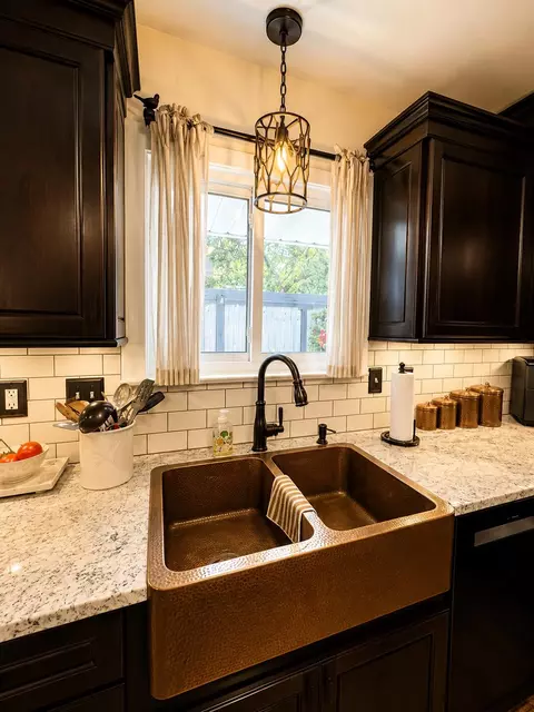 Kitchen - 601 Westchester Park Dr, Springfield, OH 45504 photo 9 of 15