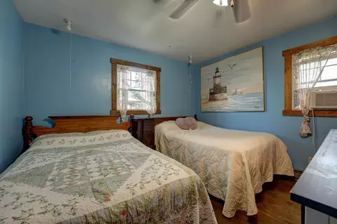 Bedroom - 7446 Dull Rd, Arcanum, OH 45304 photo 2 of 4