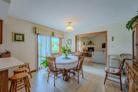Dining - 521 E Hoewisher Rd, Sidney, OH 45365 photo 1 of 1
